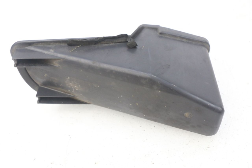 photo de SCHOWEK RĘKAWICZKOWY SUZUKI UH BURGMAN 125 (2002 - 2006) - Inny kąt widzenia