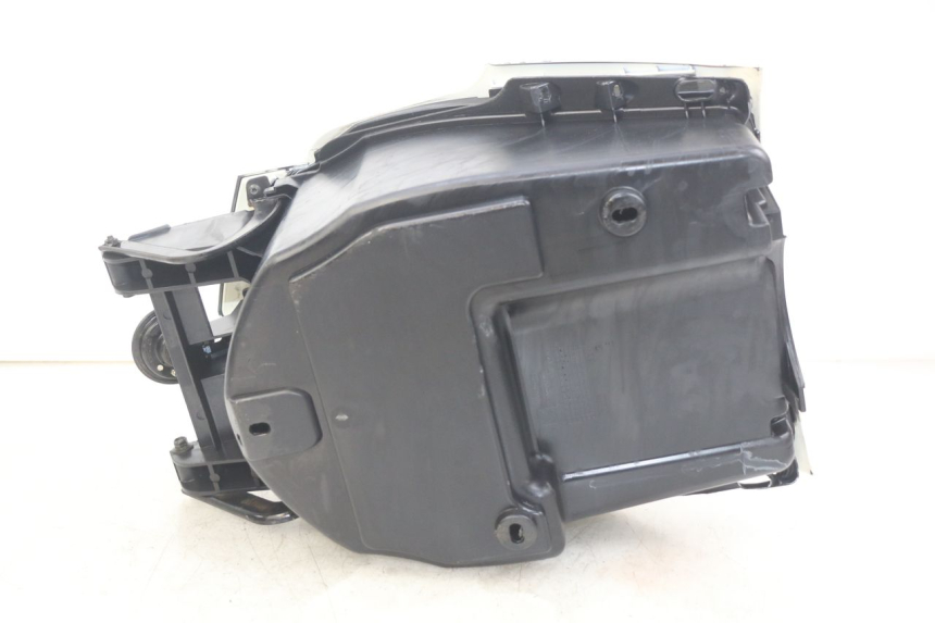 photo de SCHOWEK NA RĘKAWICZKI PEUGEOT VIVACITY NEW 4T 50 (2008 - 2017) - Punkty mocowania