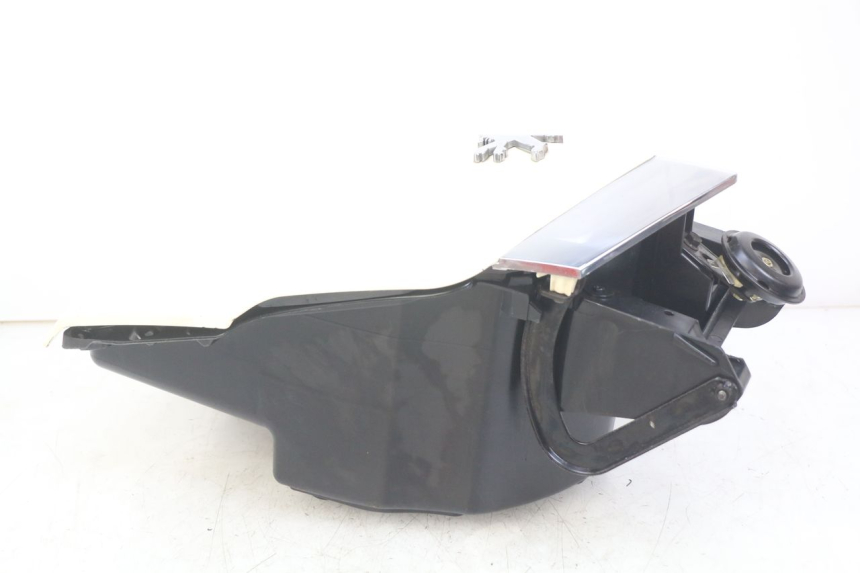 photo de SCHOWEK NA RĘKAWICZKI PEUGEOT VIVACITY NEW 4T 50 (2008 - 2017) - Oznaczenia i referencje