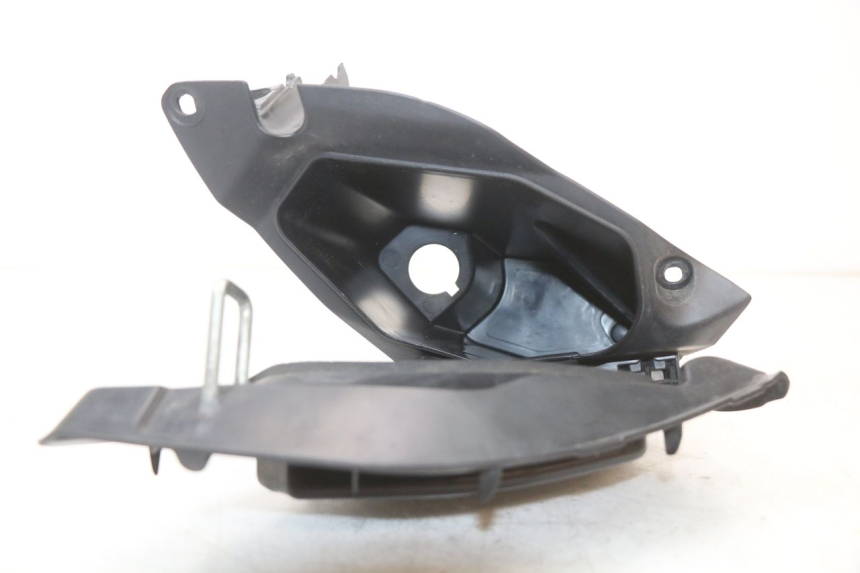 photo de SCHOWEK NA RĘKAWICZKI YAMAHA XMAX X-MAX ABS 125 (2017 - 2020) - Zbliżenie techniczne