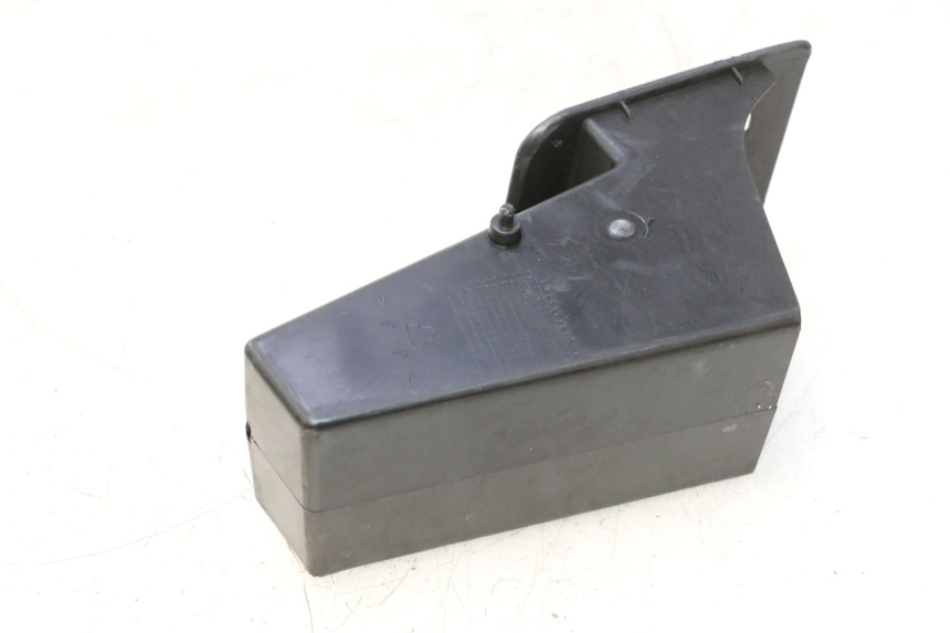 photo de Schowek YAMAHA YP MAJESTY 125 (2002 - 2006) - Zoom stanu zużycia
