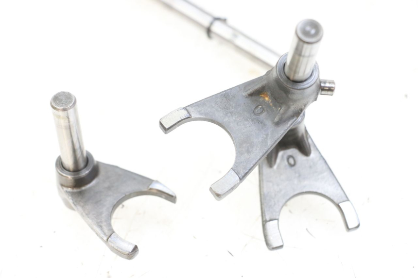 photo de SKRZYNIA BIEGÓW HYOSUNG GV AQUILA 125 (2000 - 2009) - Kontrola wizualna