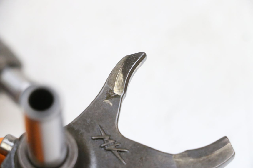 photo de SKRZYNIA BIEGÓW MV AGUSTA BRUTALE R WALLY 910 (2008 - 2008) - Część sprawdzona