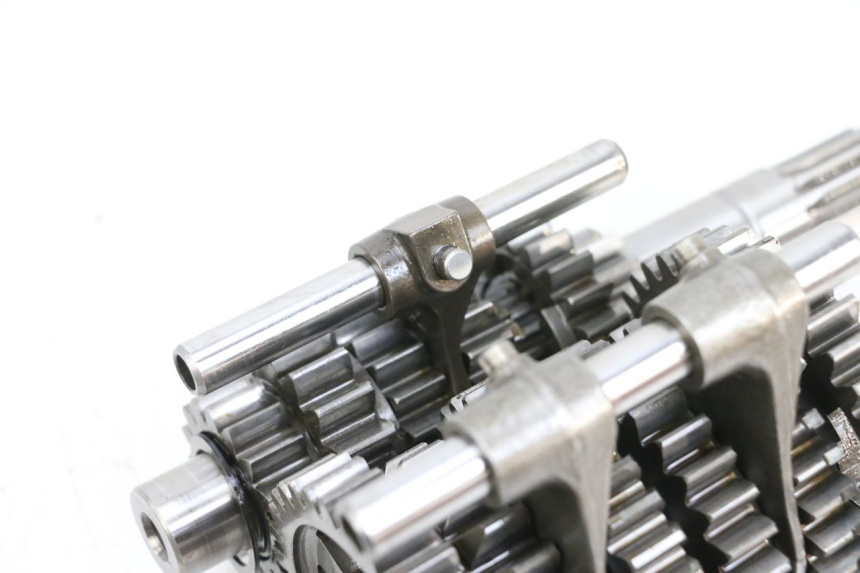 photo de SKRZYNIA BIEGÓW MV AGUSTA BRUTALE R WALLY 910 (2008 - 2008) - Alternatywny kąt