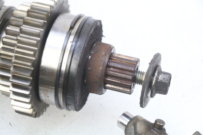 photo de SKRZYNIA BIEGÓW HONDA CBF 500 (2004 - 2007) - Struktura - zbliżenie