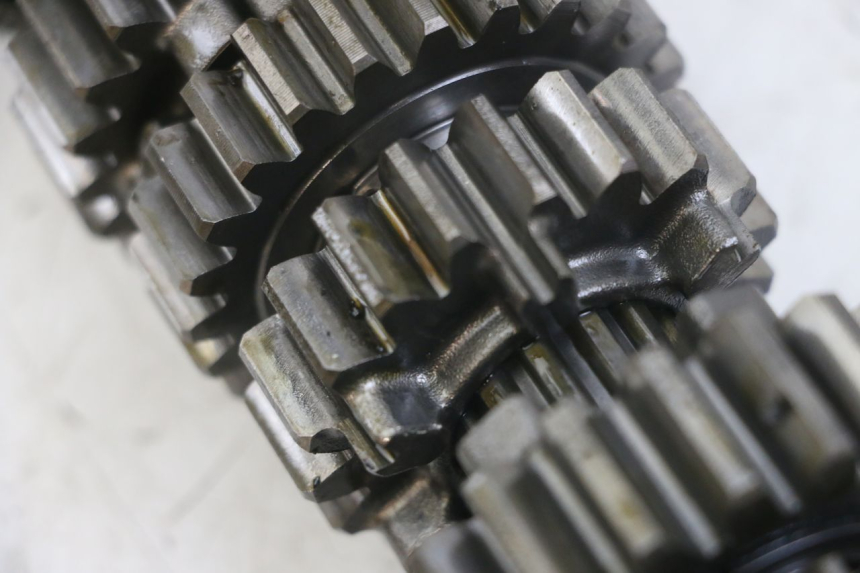 photo de SKRZYNIA BIEGÓW HONDA CBRF CBR-F PC41 600 (2011 - 2013) - Zbliżenie techniczne