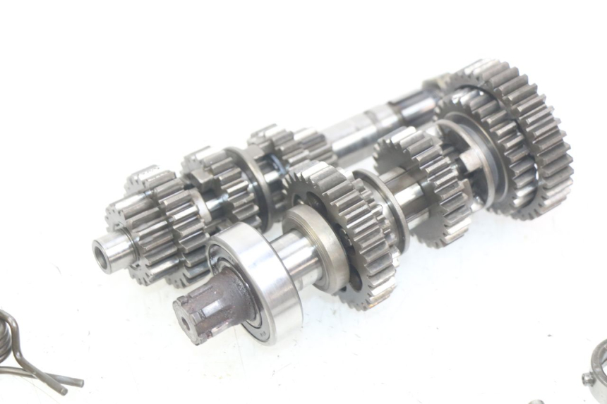 photo de SKRZYNIA BIEGÓW HONDA CM 125 (1983 - 2003) - Zbliżenie techniczne