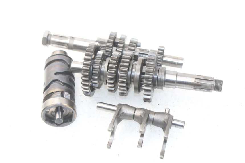 photo de SKRZYNIA BIEGÓW HYOSUNG COMET GTR 125 (2007 - 2014) - Inny kąt widzenia