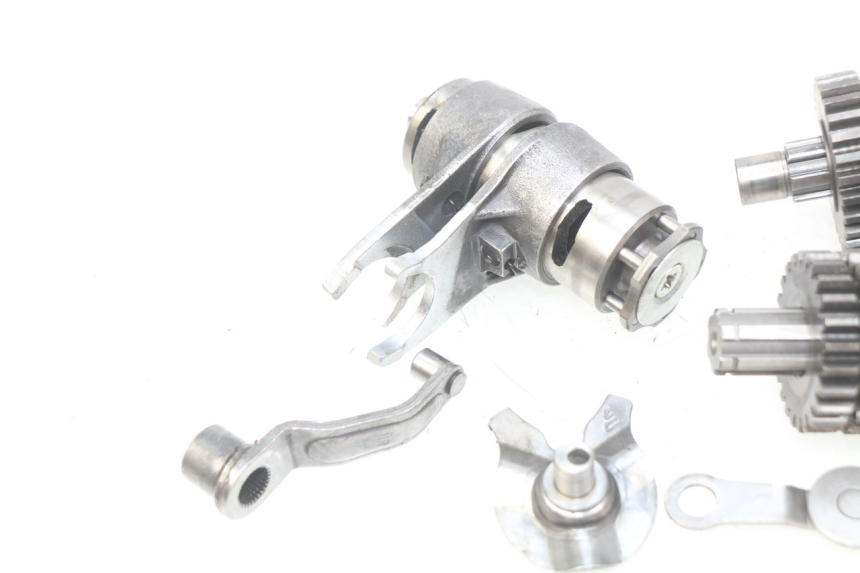 photo de SKRZYNIA BIEGÓW CCR DIRT BIKE 110 - Kontrola wizualna