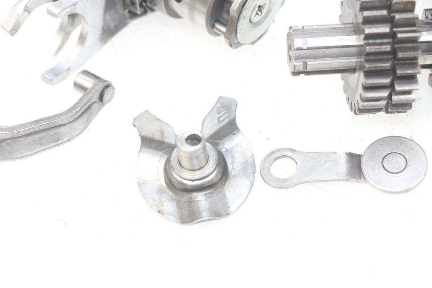 photo de SKRZYNIA BIEGÓW CCR DIRT BIKE 110 - Struktura - zbliżenie