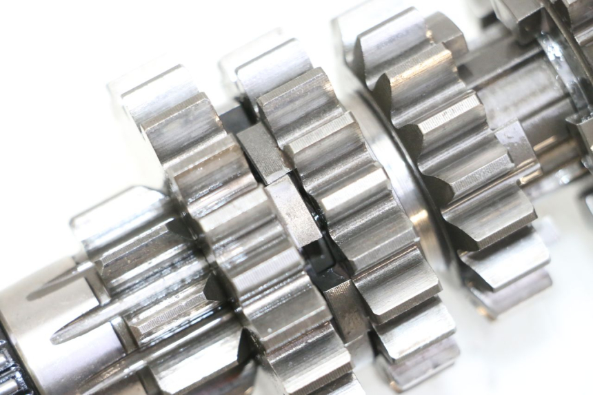 photo de SKRZYNIA BIEGÓW APRILIA ETX 125 (1998 - 2002) - Szczegóły charakterystyczne