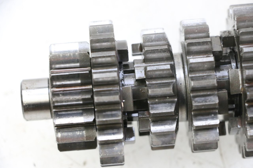 photo de SKRZYNIA BIEGÓW APRILIA ETX 125 (1998 - 2002) - Struktura - zbliżenie