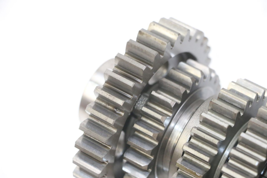 photo de SKRZYNIA BIEGÓW SUZUKI GS GSE 500 (2001 - 2003) - Zbliżenie techniczne