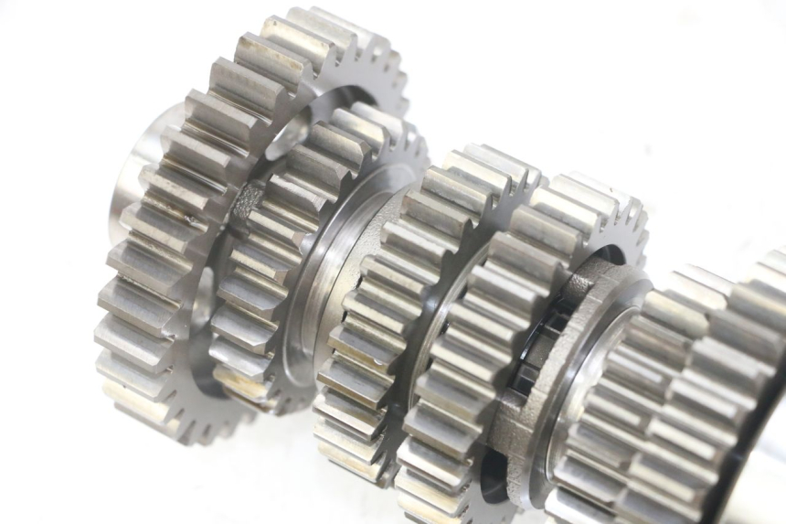 photo de SKRZYNIA BIEGÓW SUZUKI GS GSE 500 (2001 - 2003) - Widok ogólny