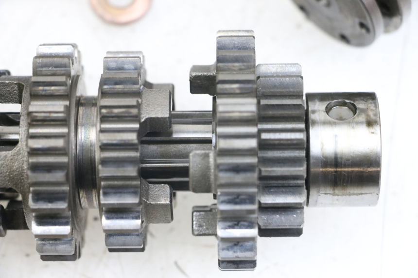 photo de SKRZYNIA BIEGÓW SUZUKI GSX E 250 (1982 - 1983) - Alternatywny kąt