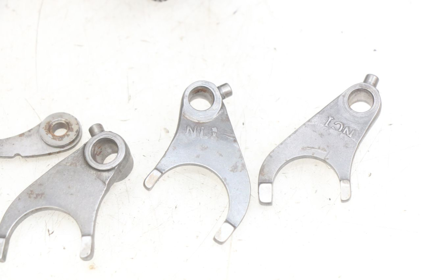 photo de SKRZYNIA BIEGÓW SYM HUSKY 125 (1999 - 2005) - Zoom stanu zużycia