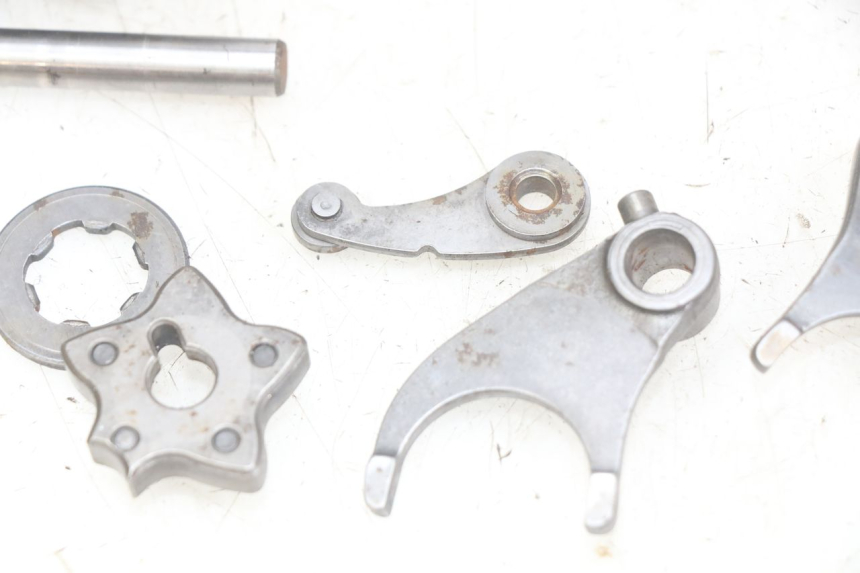 photo de SKRZYNIA BIEGÓW SYM HUSKY 125 (1999 - 2005) - Inny kąt widzenia