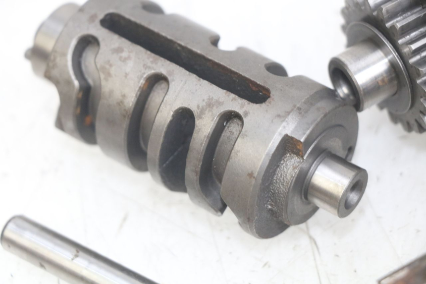 photo de SKRZYNIA BIEGÓW SYM HUSKY 125 (1999 - 2005) - Punkty mocowania