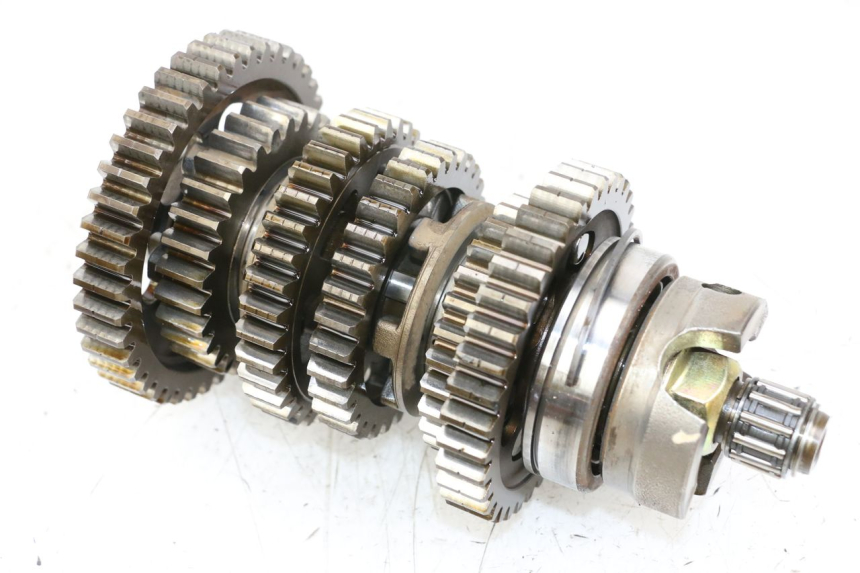 photo de SKRZYNIA BIEGÓW KAWASAKI GTR 1000 (1994 - 2004) - Zbliżenie techniczne