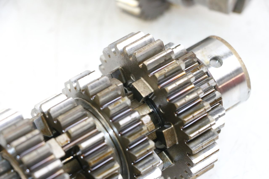 photo de SKRZYNIA BIEGÓW KAWASAKI GTR 1000 (1994 - 2004) - Punkty mocowania