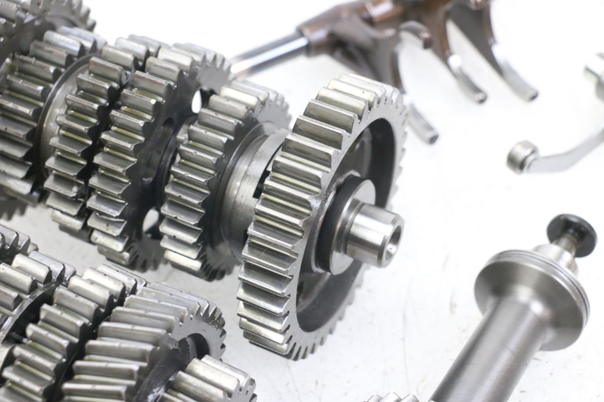 photo de SKRZYNIA BIEGÓW MOTO GUZZI NORGE 8V GT 1200 (2011 - 2016) - Stan powierzchni