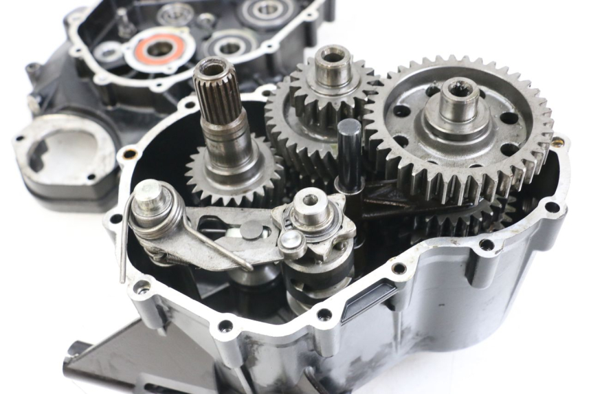 photo de SKRZYNIA BIEGÓW MOTO GUZZI NORGE 8V GT 1200 (2011 - 2016) - Inny kąt widzenia