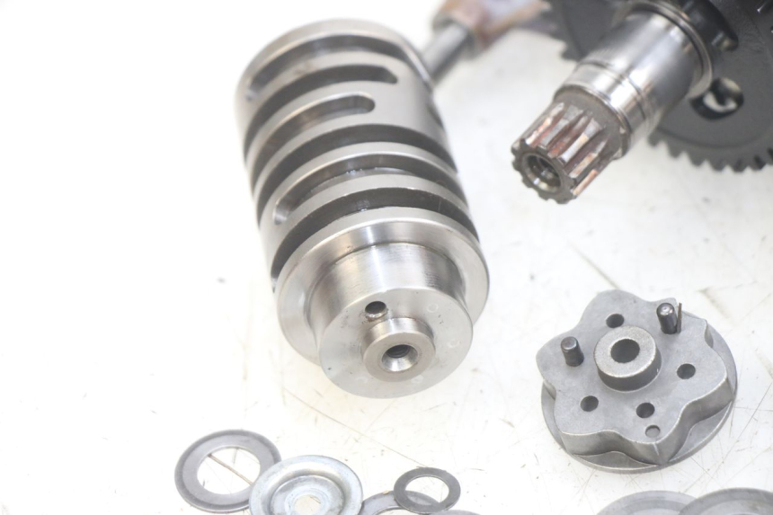 photo de SKRZYNIA BIEGÓW GILERA RK 50 (1996 - 1999) - Zoom jakości