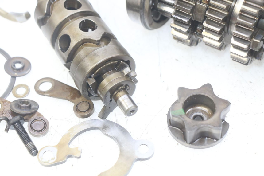 photo de SKRZYNIA BIEGÓW TRIUMPH SPRINT ST 955 (1999 - 2001) - Widok ogólny