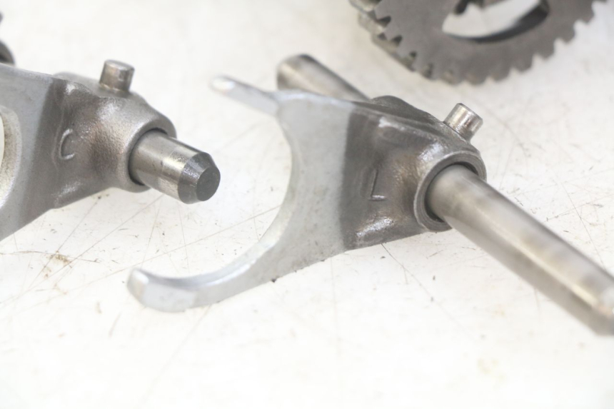 photo de SKRZYNIA BIEGÓW YAMAHA SR 125 (1982 - 2003) - Widok z bliska