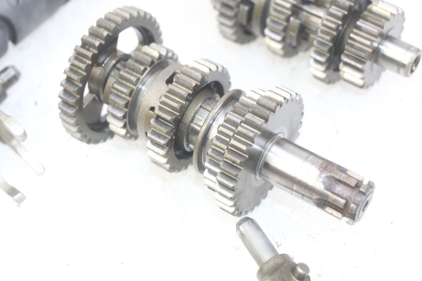 photo de SKRZYNIA BIEGÓW YAMAHA SR 125 (1982 - 2003) - Alternatywny kąt