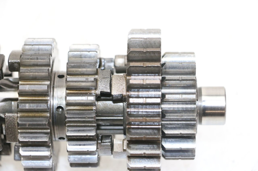 photo de SKRZYNIA BIEGÓW SUZUKI SV S 650 (1999 - 2002) - Inny kąt widzenia