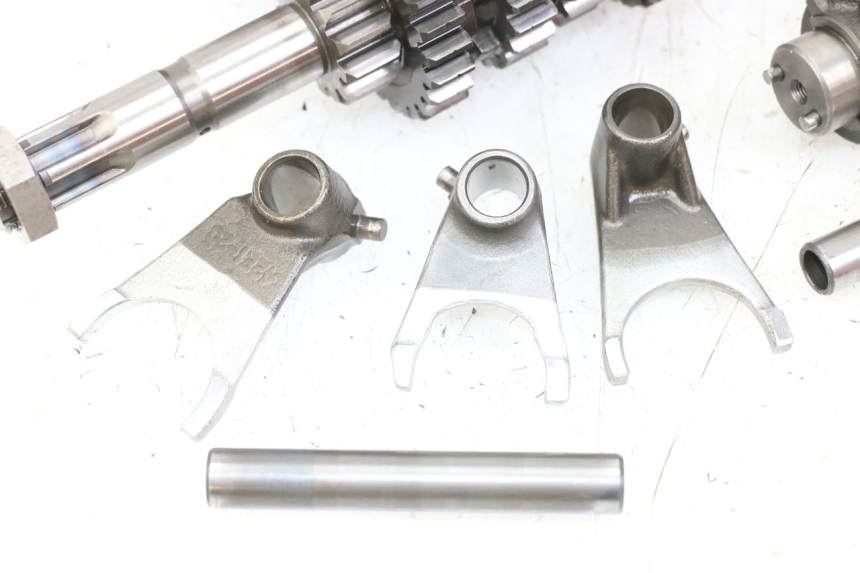 photo de SKRZYNIA BIEGÓW SUZUKI SV S 650 (1999 - 2002) - Oznaczenia i referencje