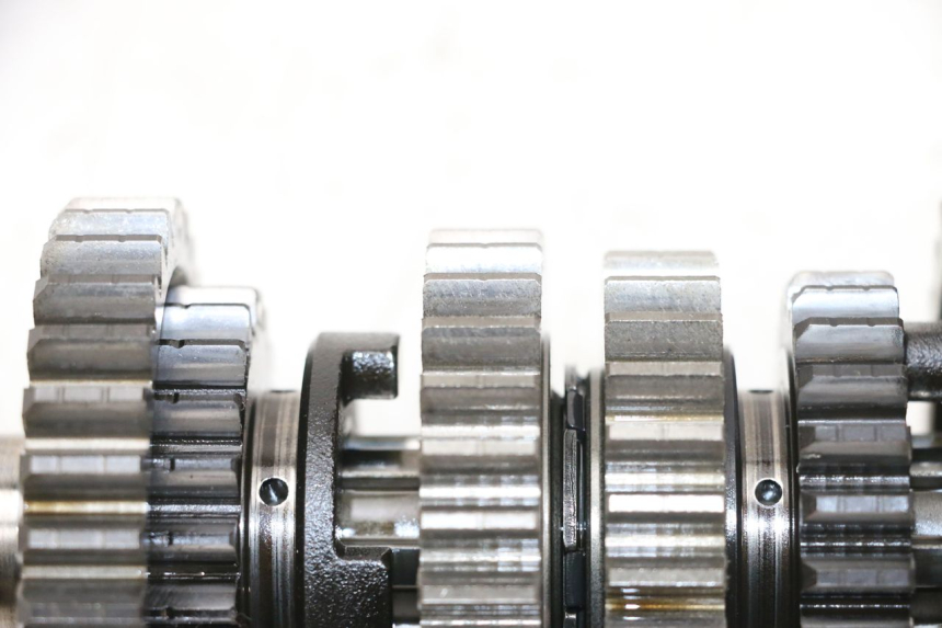 photo de SKRZYNIA BIEGÓW SUZUKI SV S 650 (1999 - 2002) - Oznaczenia i referencje