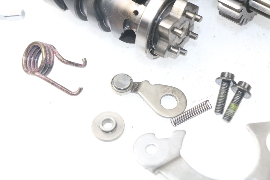 photo de SKRZYNIA BIEGÓW YAMAHA TDM ABS 900 (2002 - 2014) - Alternatywny kąt