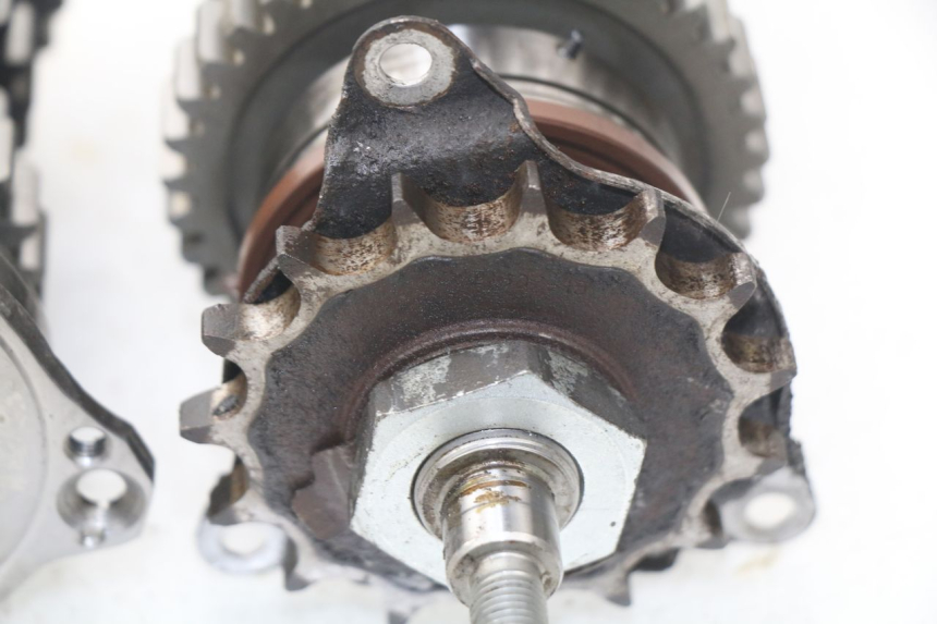 photo de SKRZYNIA BIEGÓW YAMAHA TDM ABS 900 (2002 - 2014) - Zbliżenie techniczne