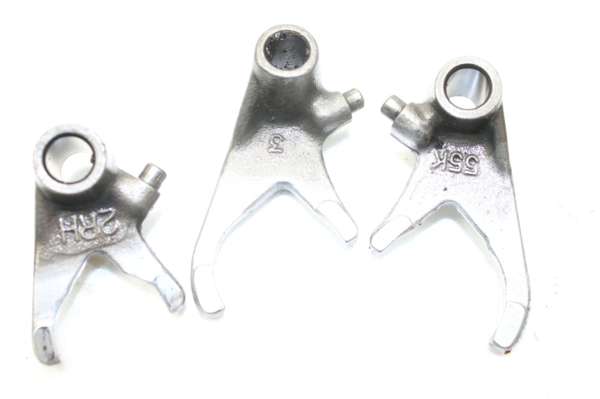 photo de SKRZYNIA BIEGÓW YAMAHA TDR DELTABOX 125 (1997 - 2003) - Stan powierzchni