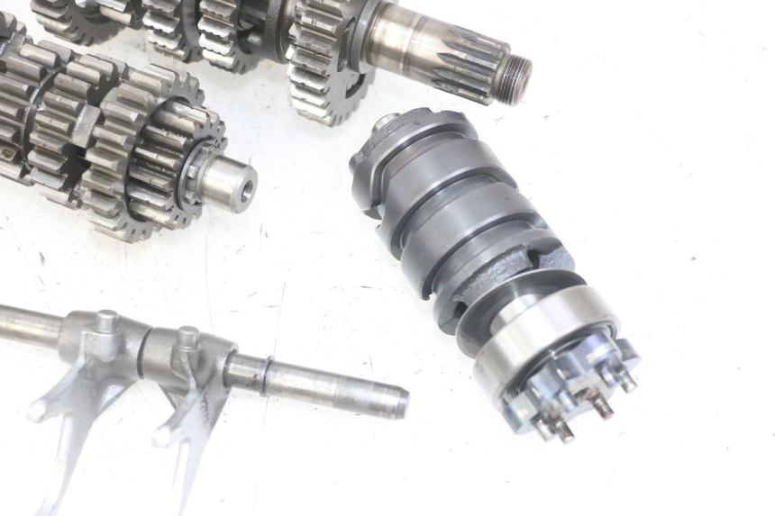 photo de SKRZYNIA BIEGÓW YAMAHA TDR DELTABOX 125 (1997 - 2003) - Zoom stanu zużycia