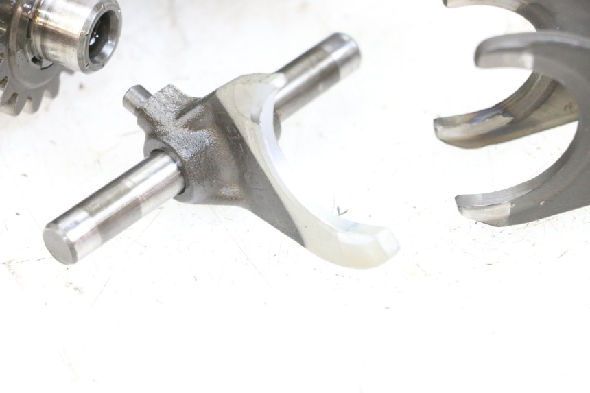 photo de SKRZYNIA BIEGÓW SUZUKI VL INTRUDER 125 (2004 - 2007) - Zoom stanu zużycia