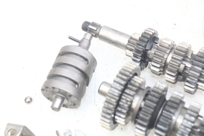 photo de SKRZYNIA BIEGÓW PEUGEOT XP6 50 (2006 - 2011) - Szczegóły charakterystyczne