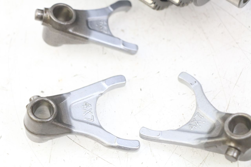 photo de SKRZYNIA BIEGÓW YAMAHA XV VIRAGO 750 (1984 - 1998) - Punkty mocowania