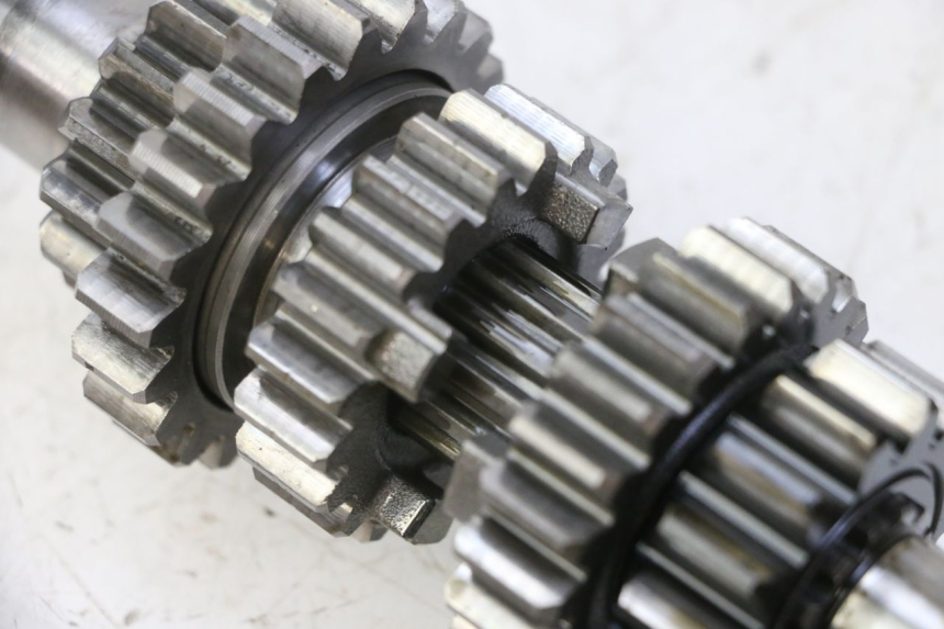 photo de SKRZYNIA BIEGÓW YAMAHA YZF YZ-F 450 (2014 - 2016) - Zbliżenie komponentów