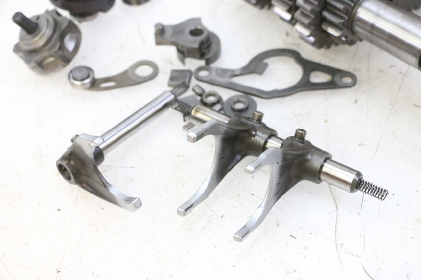 photo de SKRZYNIA BIEGÓW YAMAHA YZF YZ-F 450 (2014 - 2016) - Widok główny