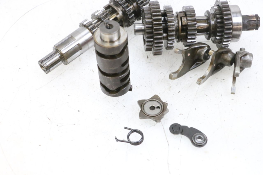 photo de SKRZYNIA BIEGÓW KYMCO ZING 125 (1997 - 2003) - Alternatywny kąt