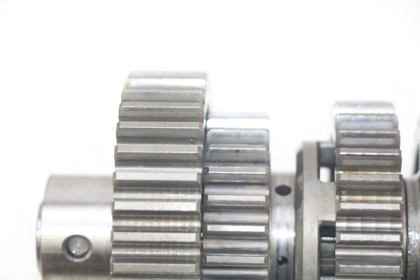 photo de SKRZYNIA BIEGÓW KAWASAKI ZX-6R ZX6R 600 (1995 - 1997) - Zbliżenie komponentów