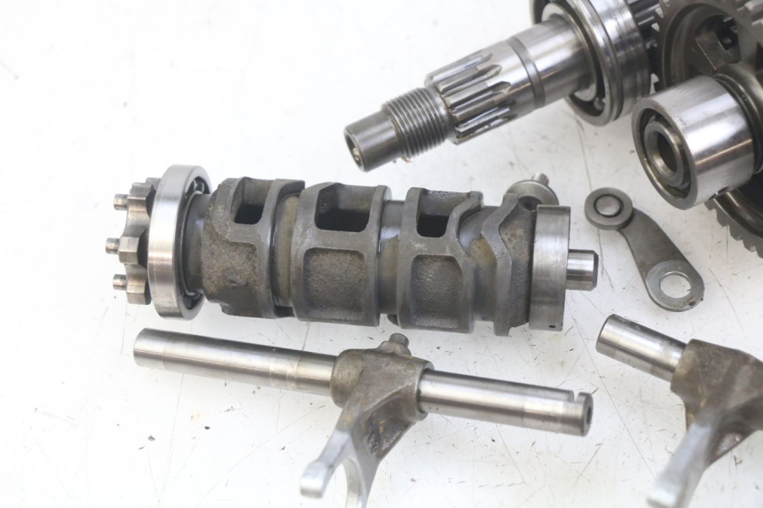 photo de SKRZYNIA BIEGÓW KAWASAKI ZX-6R ZX6R 600 (1995 - 1997) - Struktura - zbliżenie