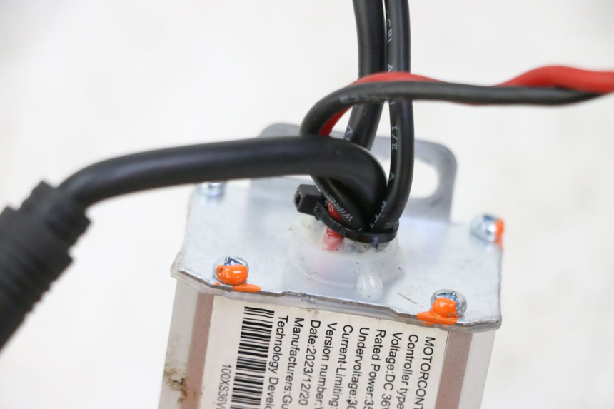 photo de MODUŁ CDI URBANGLIDE 100XS 1 - Inny kąt widzenia