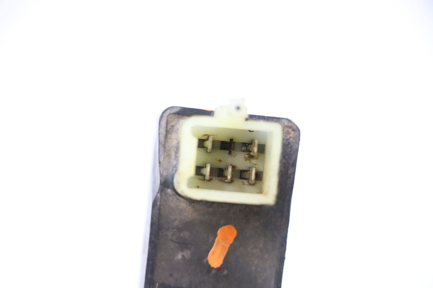 photo de OBUDOWA CDI PEUGEOT 103 SPX CLIP 50 (1989 - 1992) - Inny kąt widzenia