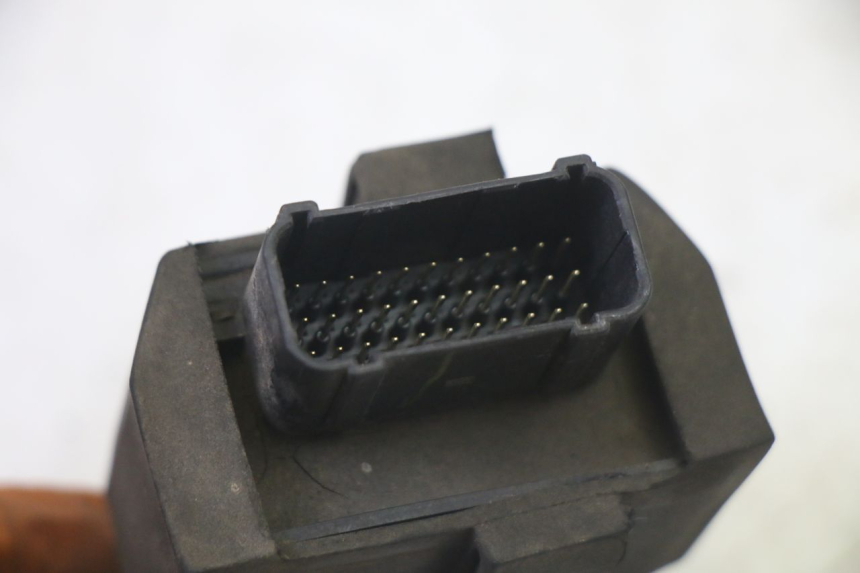 photo de MODUŁ CDI HONDA CBF 125 (2009 - 2015) - Inny kąt widzenia