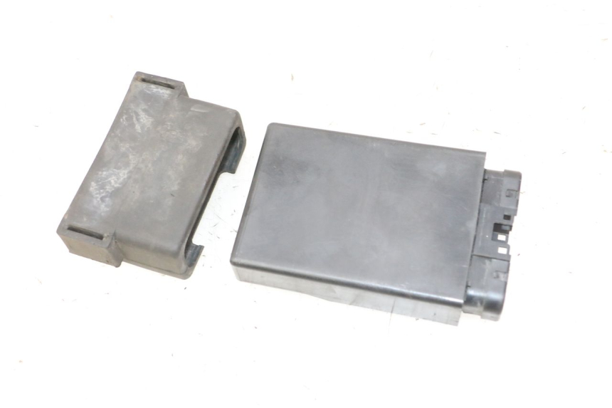 photo de MODUŁ CDI HONDA CBR RR FIREBLADE 900 (1992 - 1994) - Inny kąt widzenia