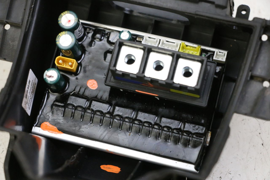 photo de MODUŁ CDI SEGWAY NINEBOT F40E 1 - Zbliżenie komponentów